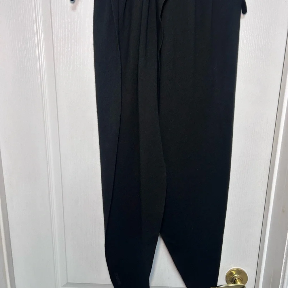 Hermes Black Cashmere Scarf - Picture 6 of 6